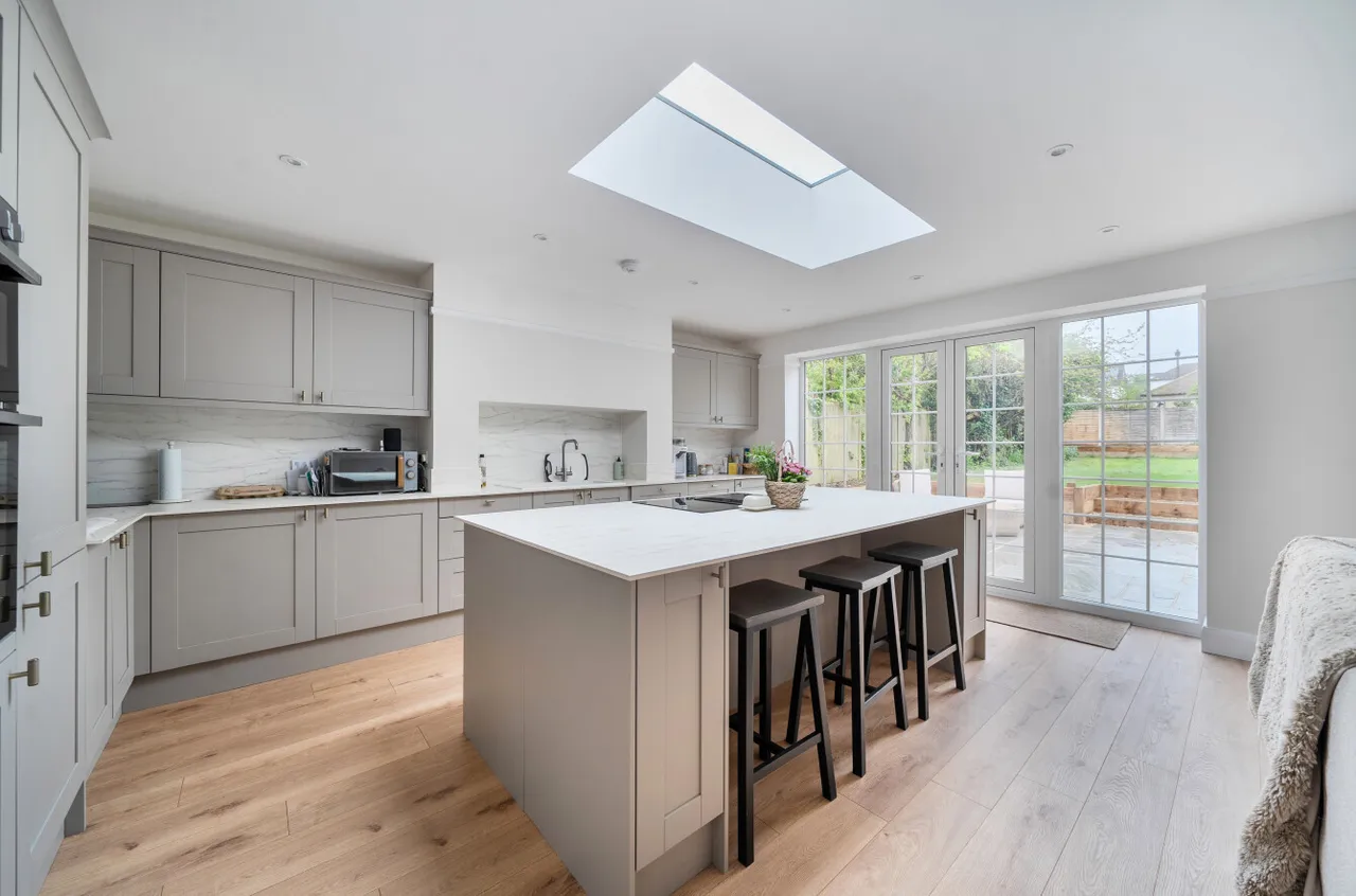 Farnborough Road, Farnham, Surrey, GU9 9AQ, photo 25