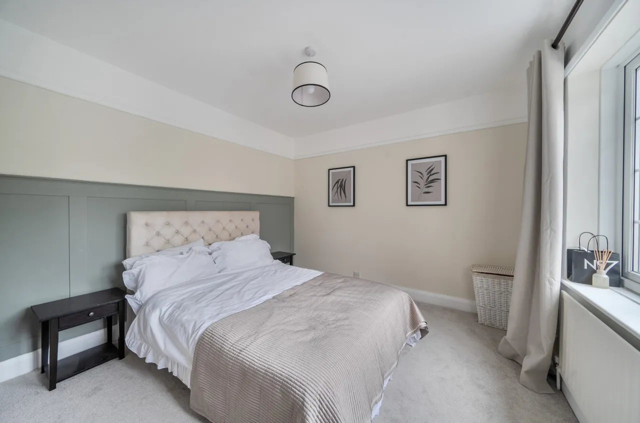 Farnborough Road, Farnham, Surrey, GU9 9AQ, photo 12
