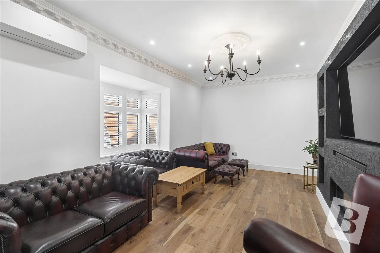 Lower Bedfords Road, Romford, RM1, photo 6