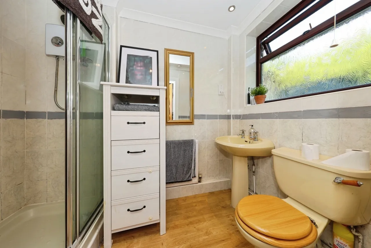 Bolahaul Road, Cwmffrwd, SA31, photo 12