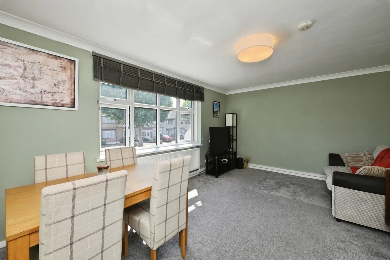 Rush Green Road, ROMFORD, Essex, RM7, photo 10