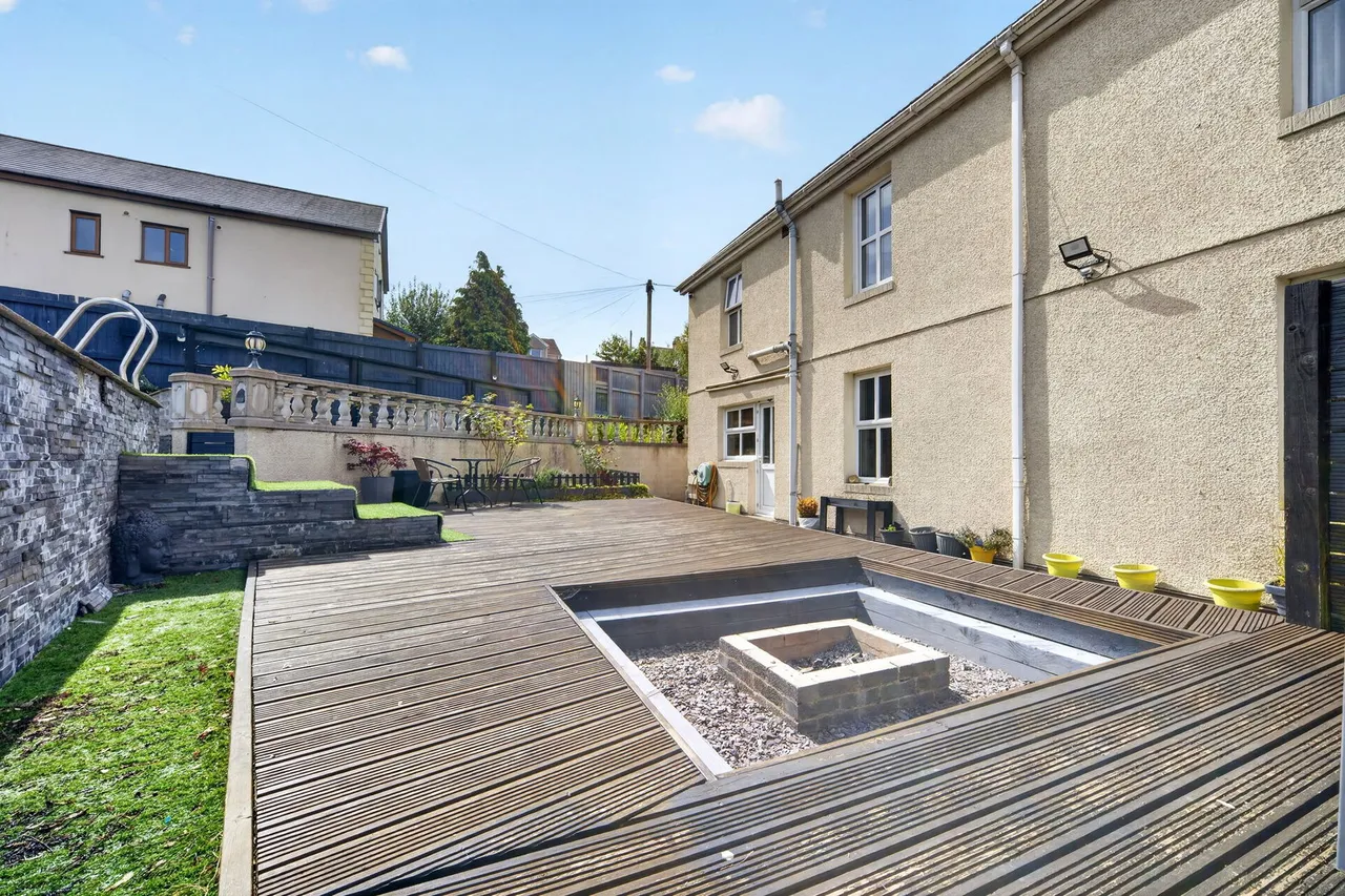 Peniel Green Road, Swansea, SA7, photo 46