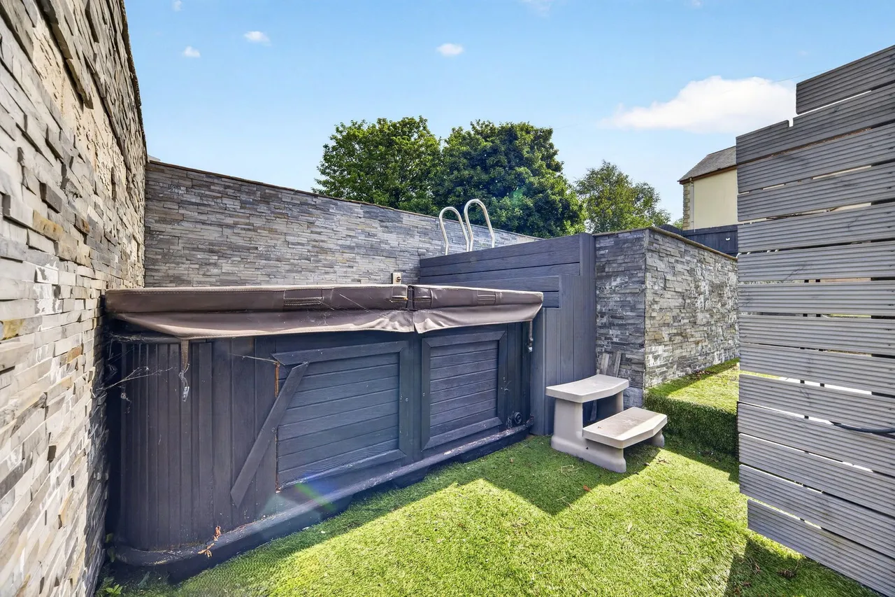 Peniel Green Road, Swansea, SA7, photo 43