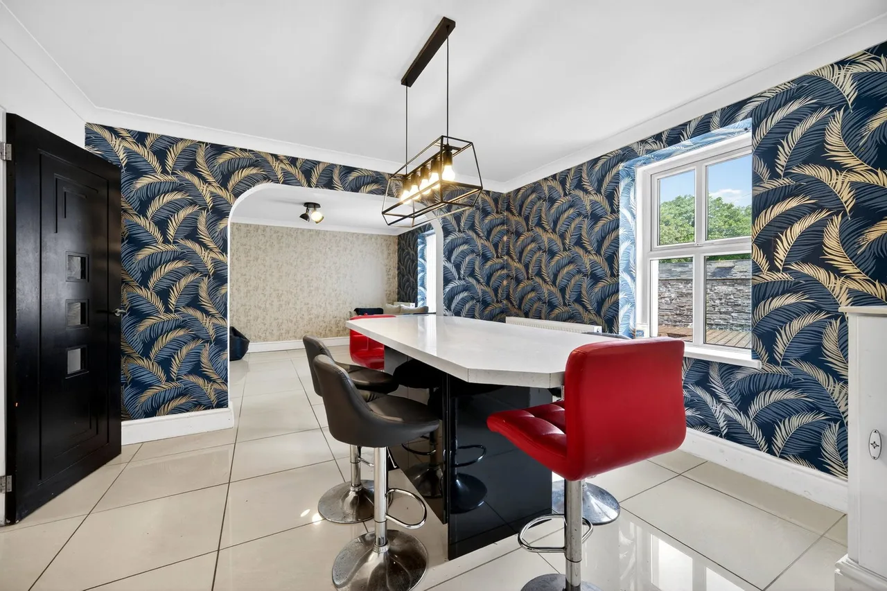 Peniel Green Road, Swansea, SA7, photo 12