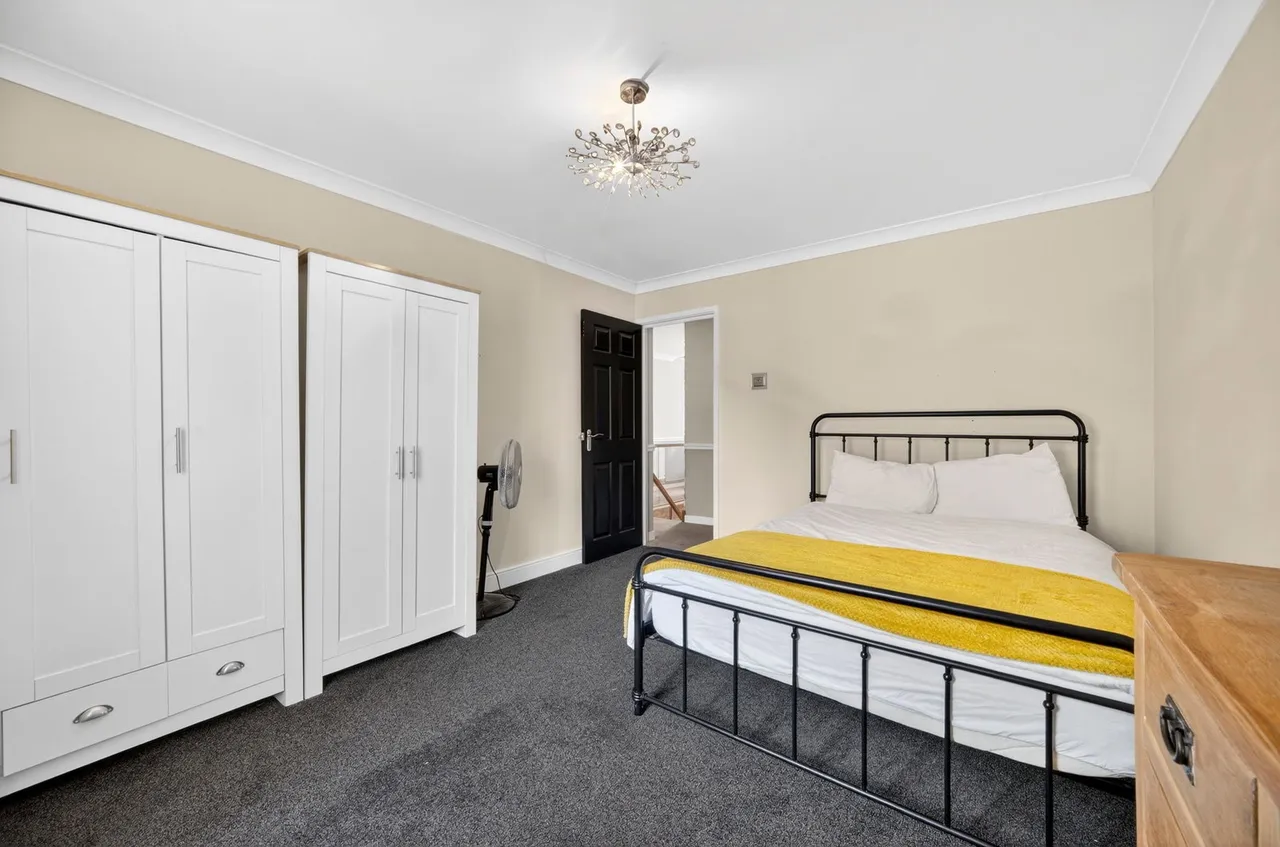 Peniel Green Road, Swansea, SA7, photo 29