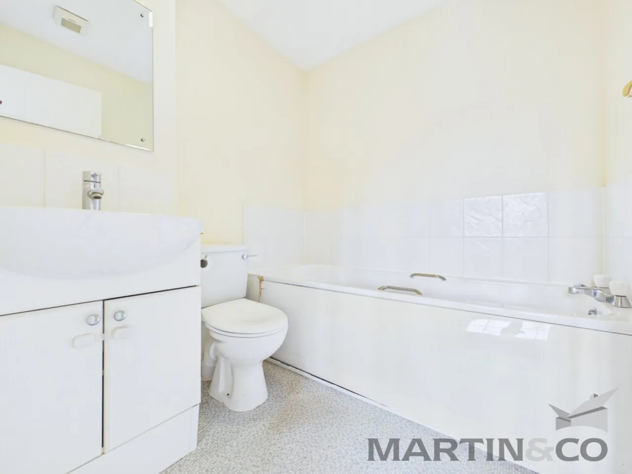 Sapphire Close, Priddy's Hard, PO12, photo 5
