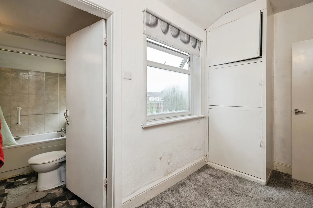 Elizabeth Street, Manchester, M46, photo 16