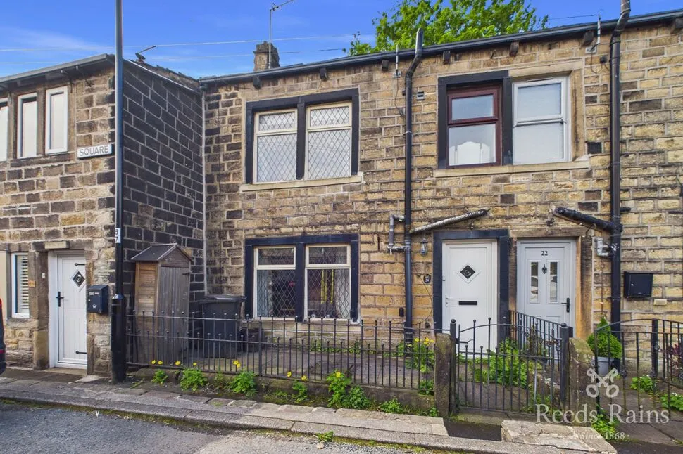 3 bed house for sale — Square, Mytholmroyd, Hebden Bridge, HX7
