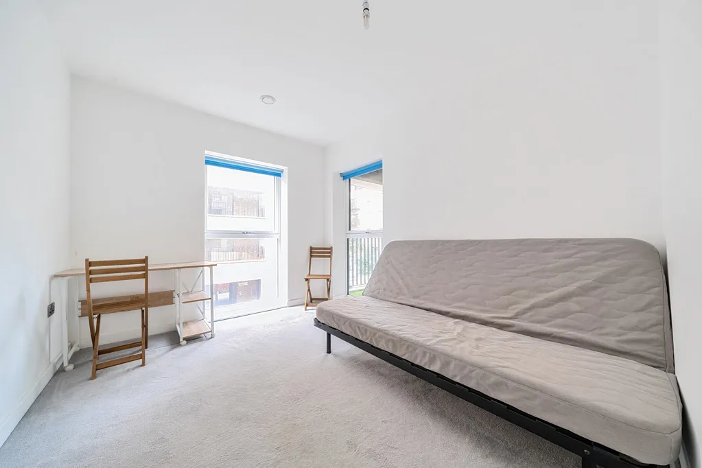 Rolfe Terrace, London, SE18, photo 8