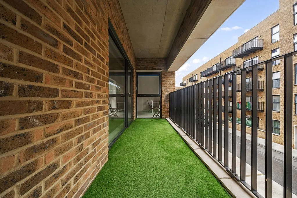 Rolfe Terrace, London, SE18, photo 3