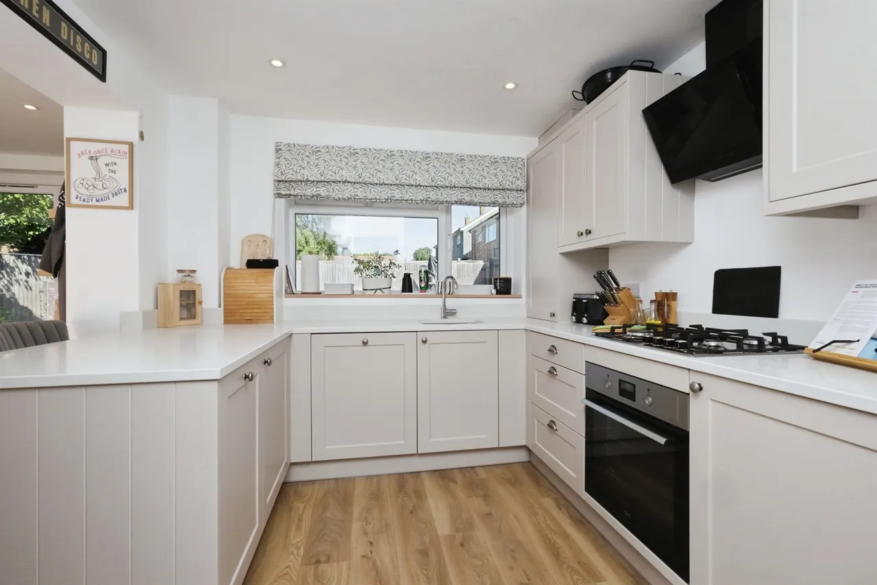 Woodpecker Drive, Hailsham, BN27, photo 6