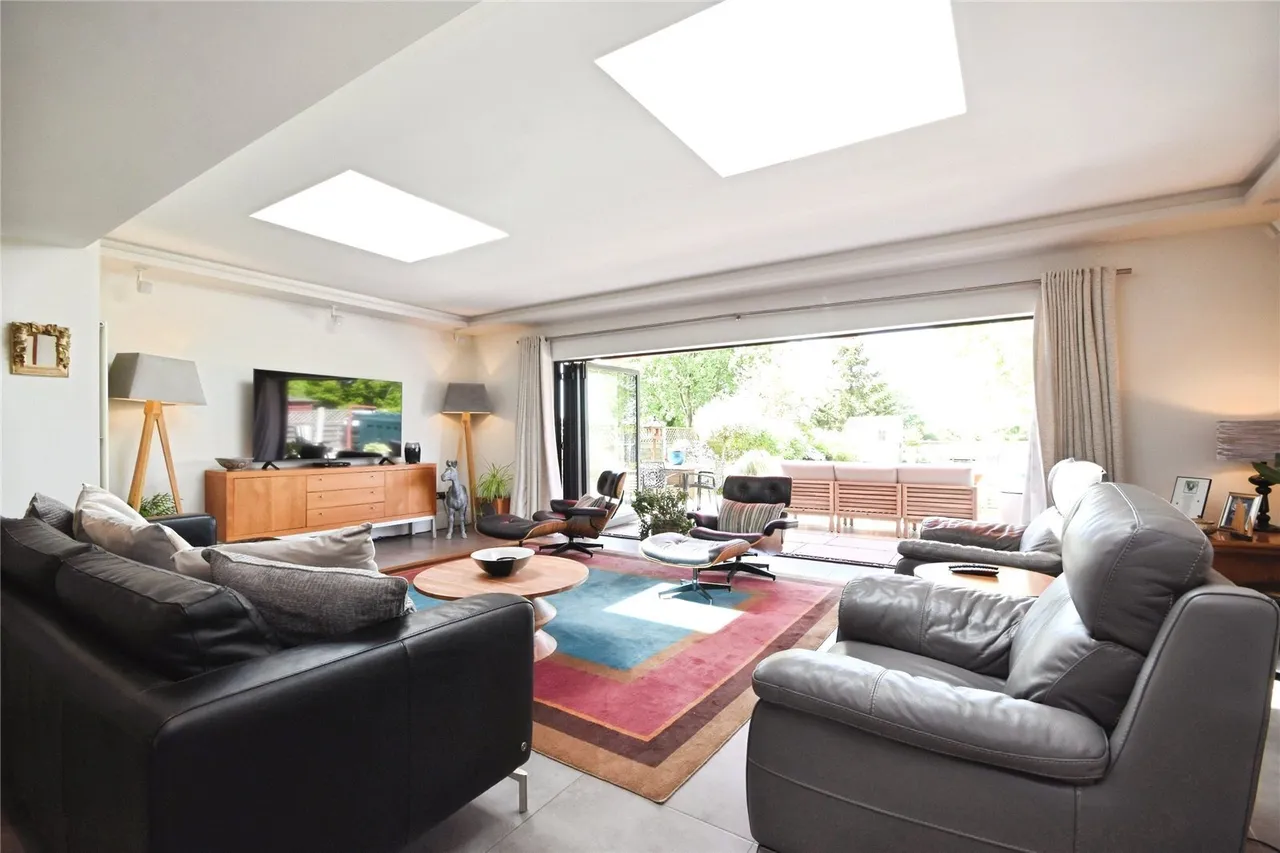 Barn Mead, Toot Hill, Ongar, Essex, CM5, photo 23
