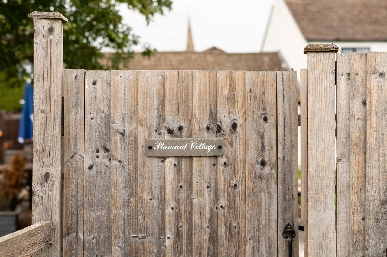 Pheasant Cottage, Keyston, photo 29