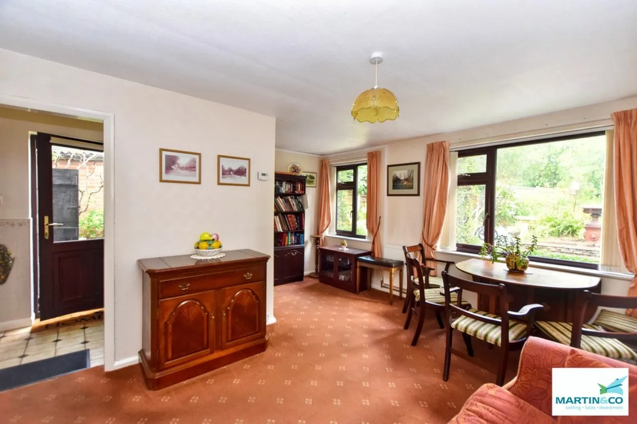 Clives Way, Hinckley, photo 6