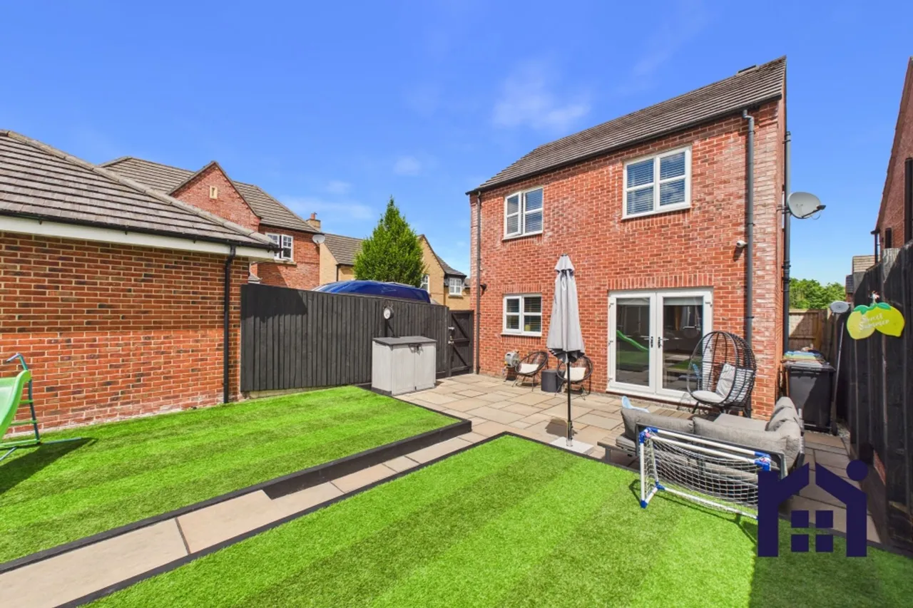 Range Drive, Standish, Wigan, WN6 0GU, photo 4