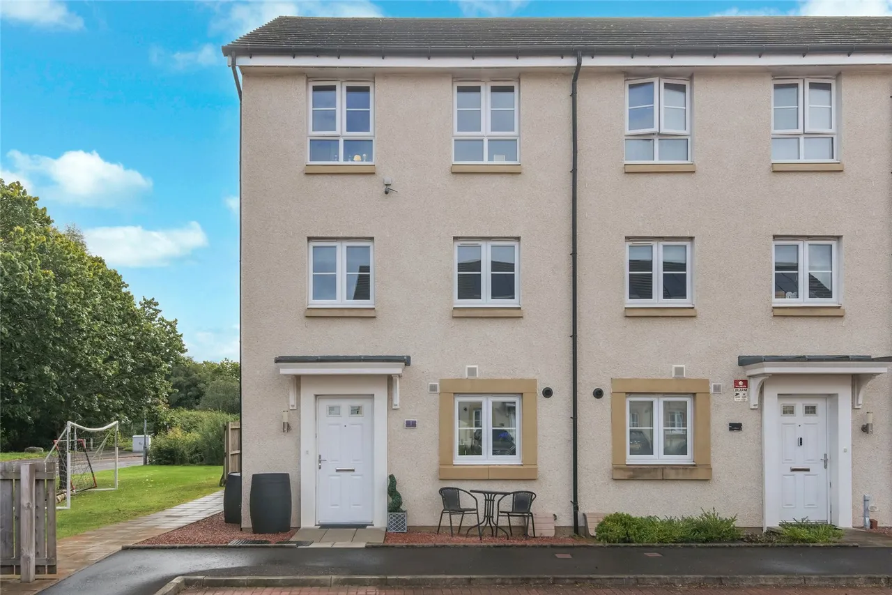 Barbana Road, Thornton View, East Kilbride, South Lanarkshire, G74, photo 22