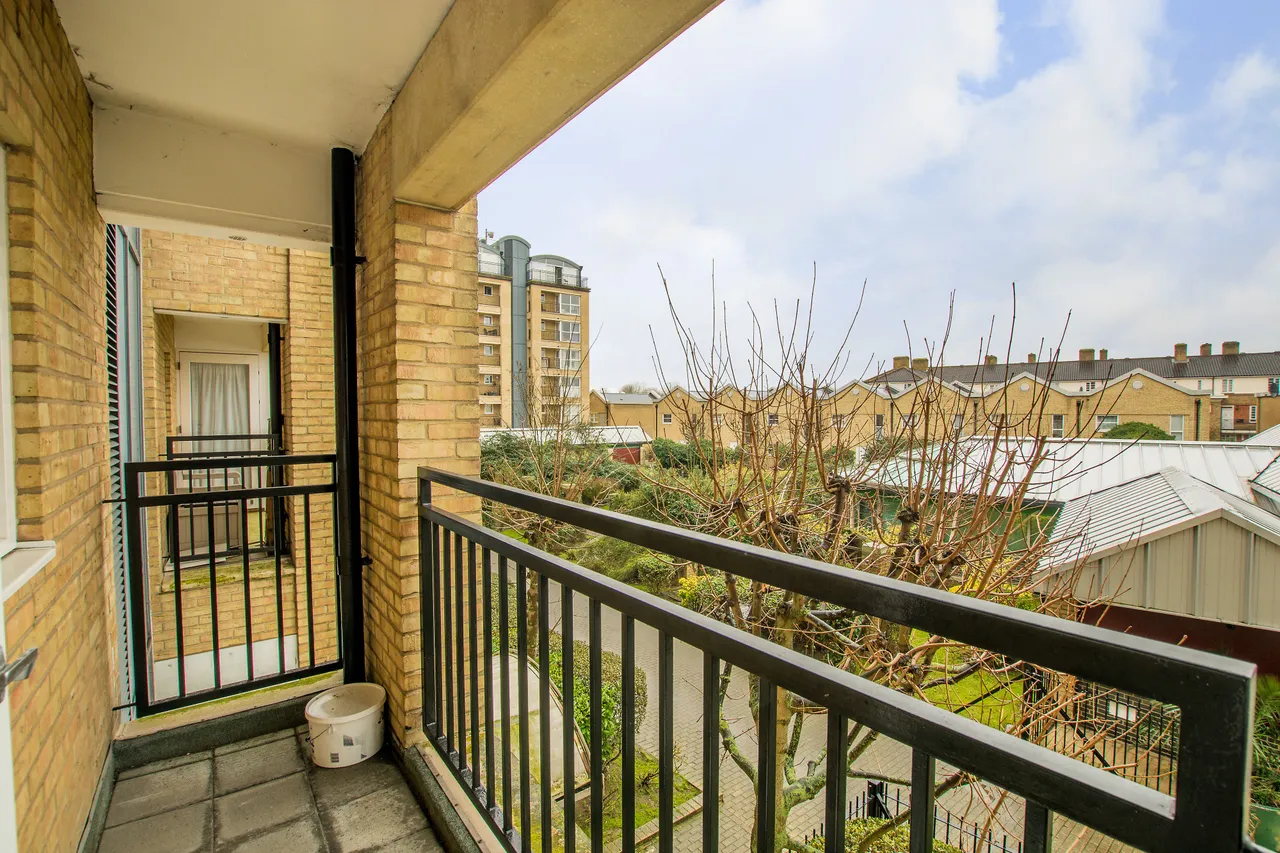 51 Christian Court, Rotherhithe Street, London, photo 6