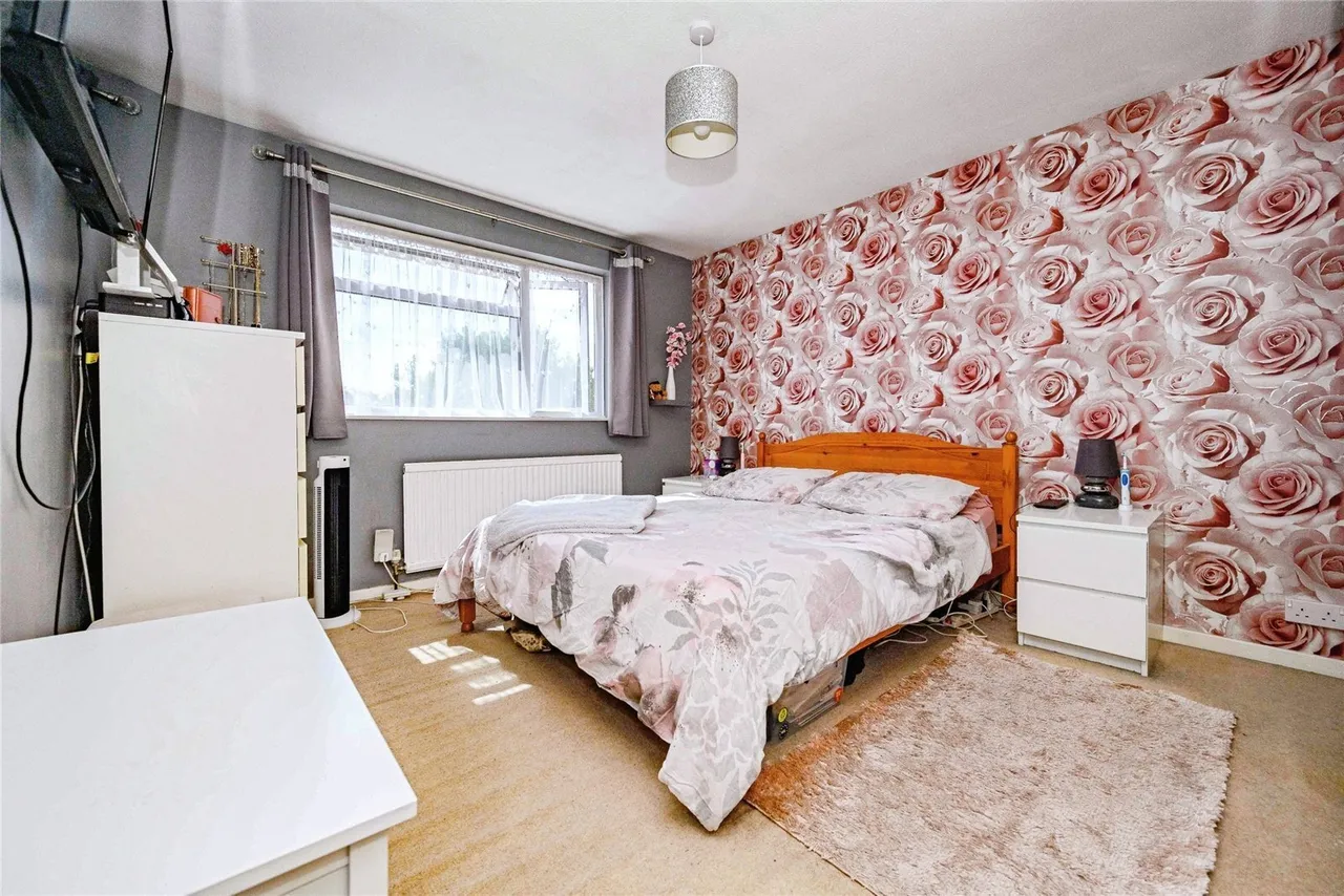 Bromley Gardens, Houghton Regis, Dunstable, Bedfordshire, LU5, photo 8