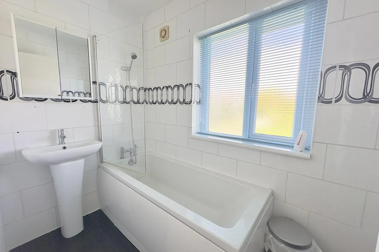 Gainsborough Road, BH7, photo 18
