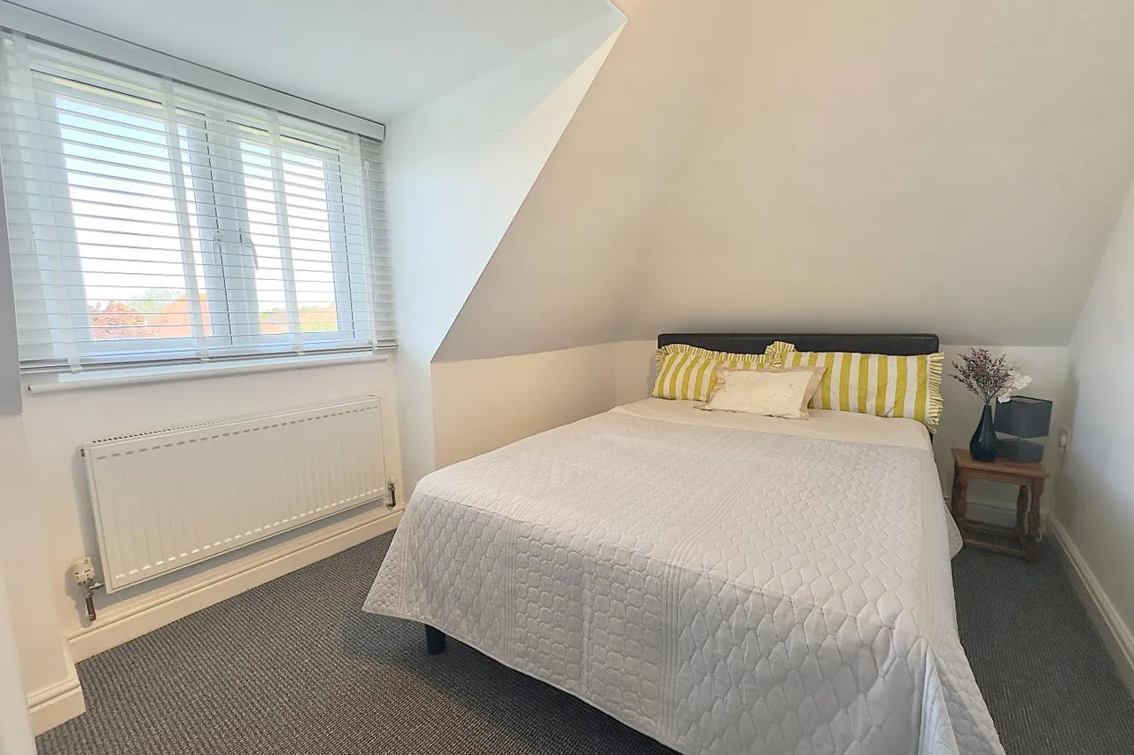 Gainsborough Road, BH7, photo 16