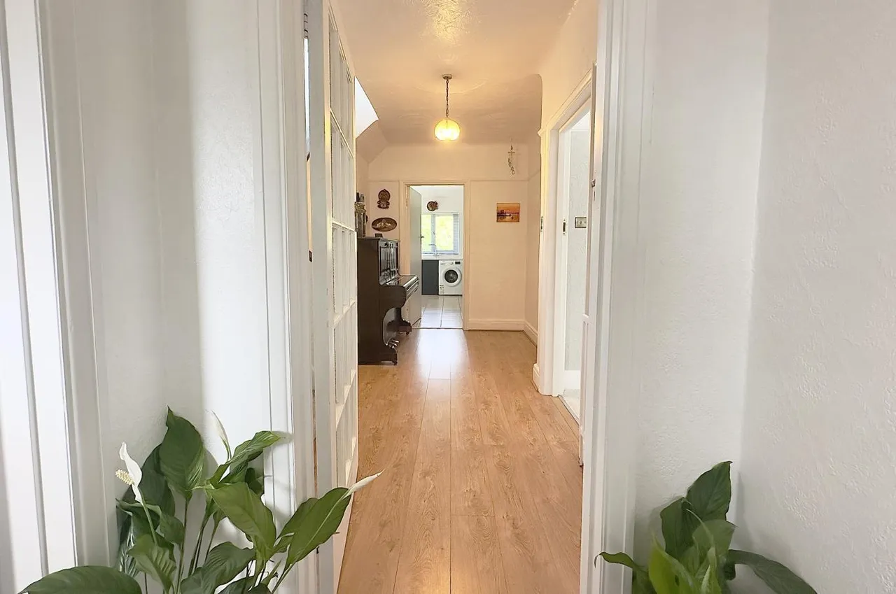 Gainsborough Road, BH7, photo 5