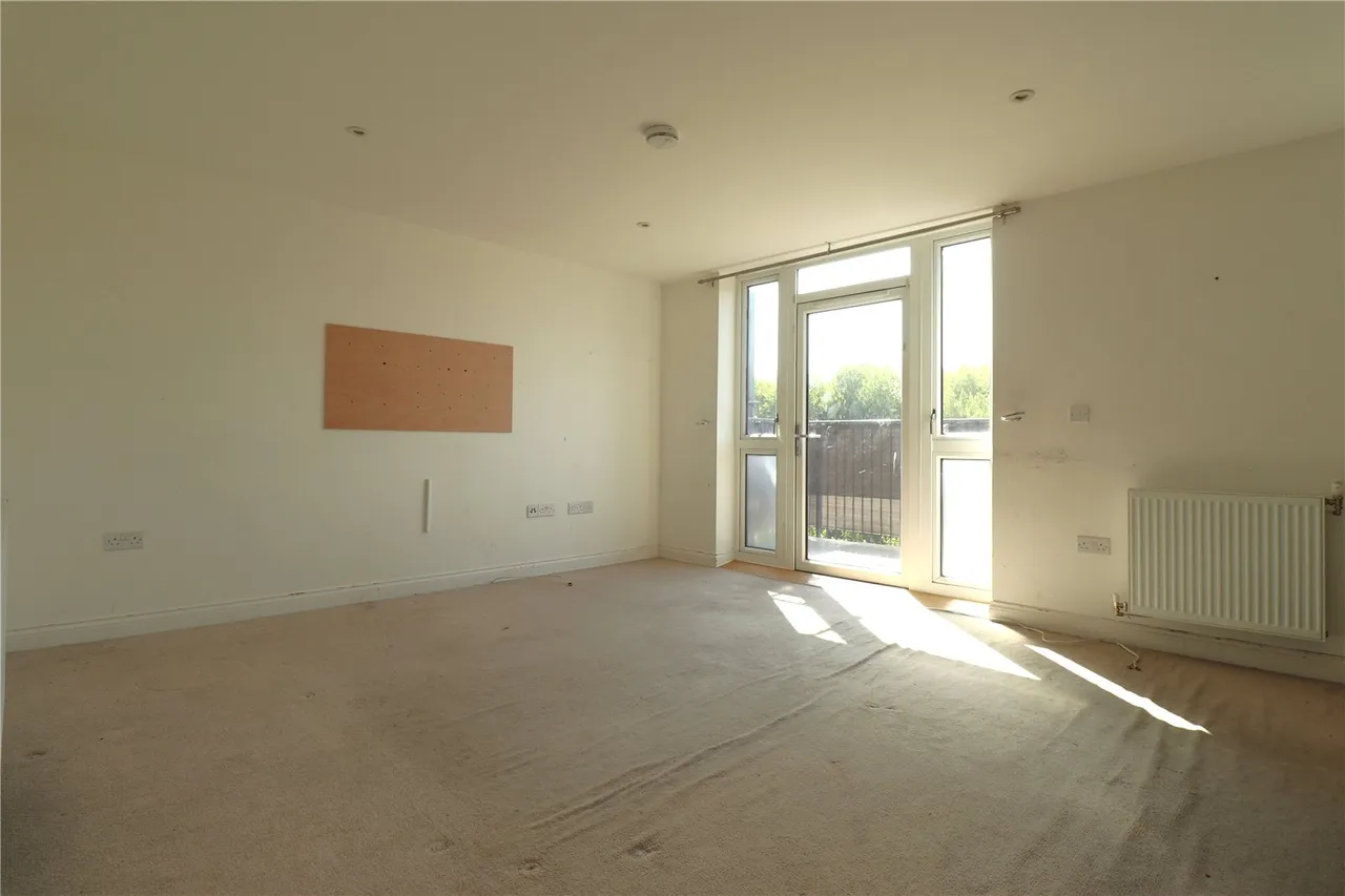 Motte Lane, Ebbsfleet Valley, DA10, photo 2