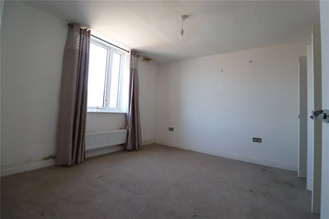 Motte Lane, Ebbsfleet Valley, DA10, photo 8