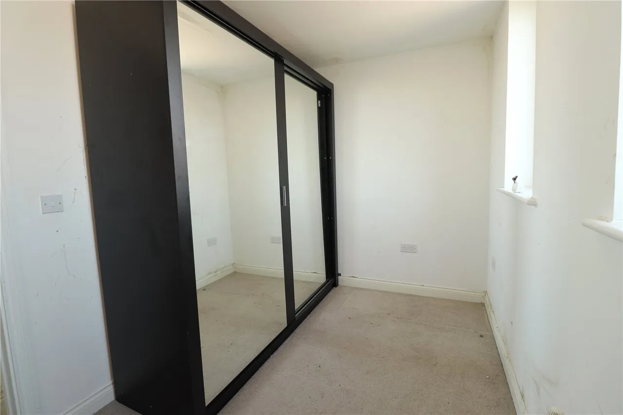 Motte Lane, Ebbsfleet Valley, DA10, photo 4