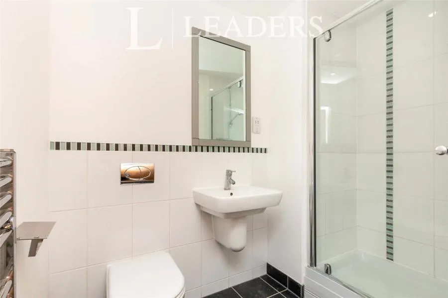 Park Heights, Constitution Hill, GU22, photo 8