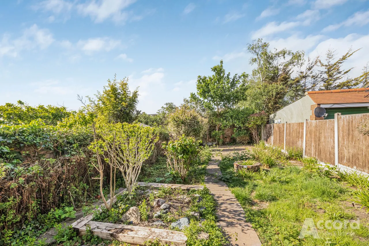 Pettits Boulevard, Romford, RM1, photo 21