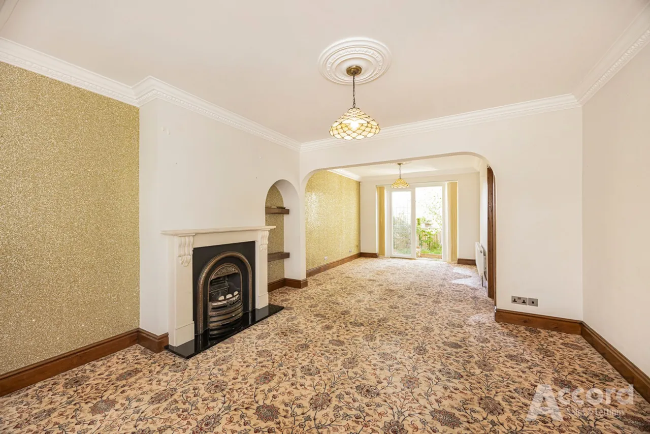 Pettits Boulevard, Romford, RM1, photo 26
