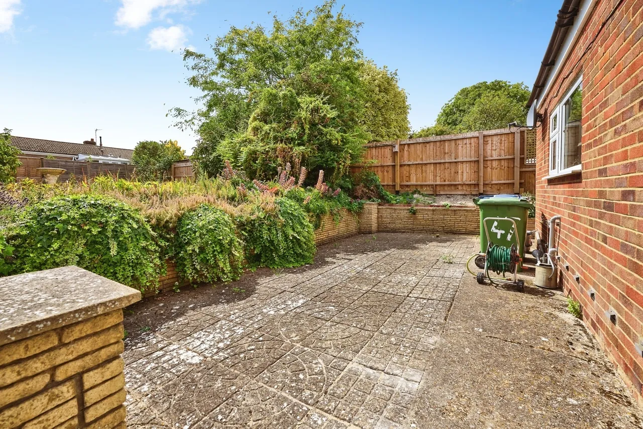 St. Peters Street, Duxford, CB22, photo 12