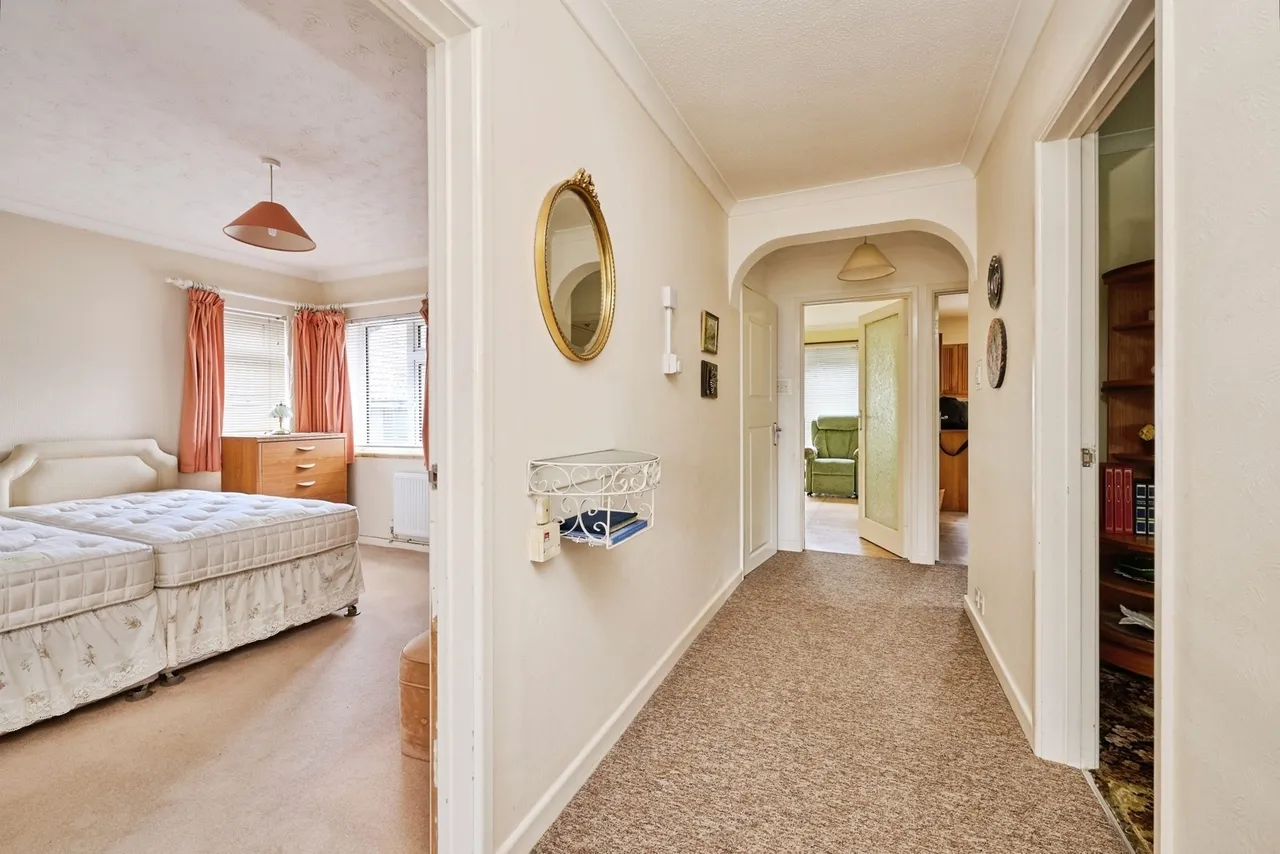 St. Peters Street, Duxford, CB22, photo 2