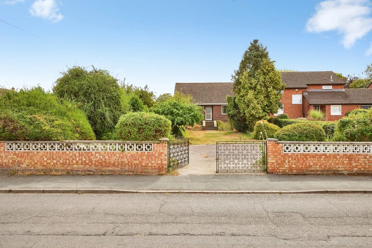 2 bed house for sale, St. Peters Street, Duxford, CB22