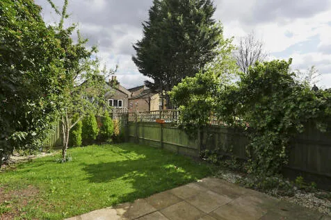 4 bedroom Semi Detached for sale, photo 4