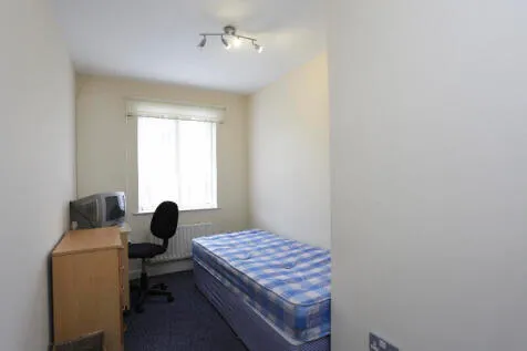 4 bedroom Semi Detached for sale, photo 12