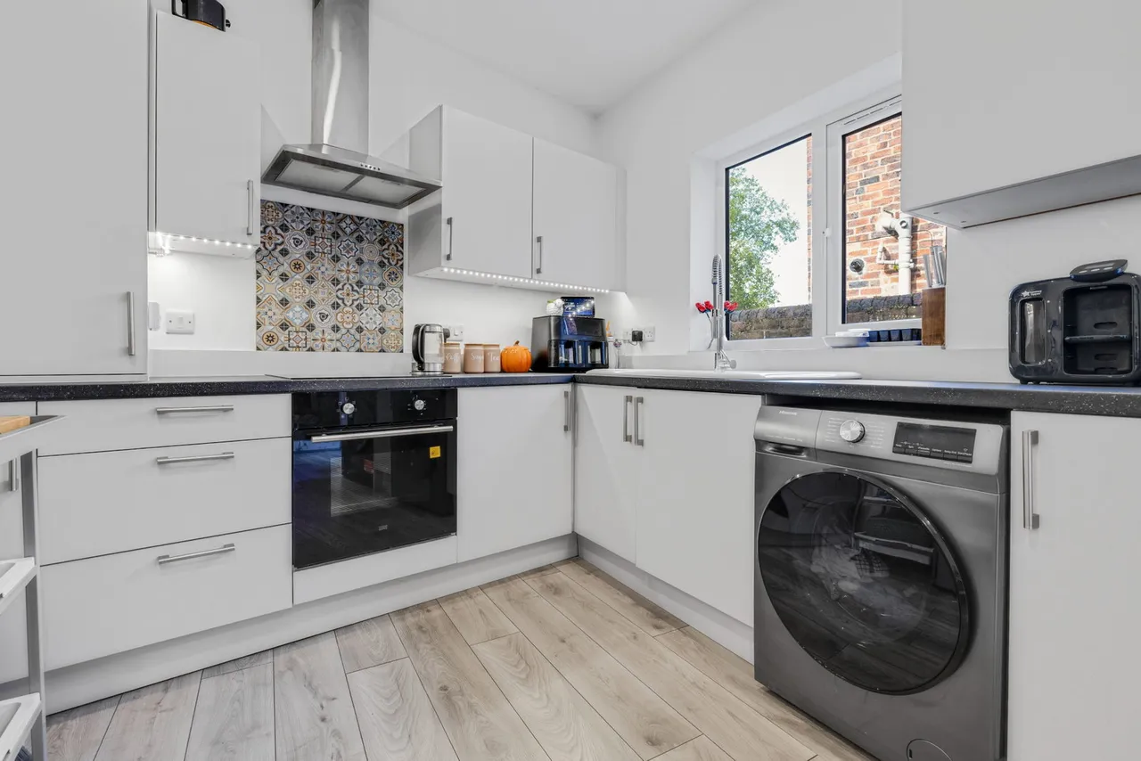 New Road, Stourbridge, DY8, photo 6