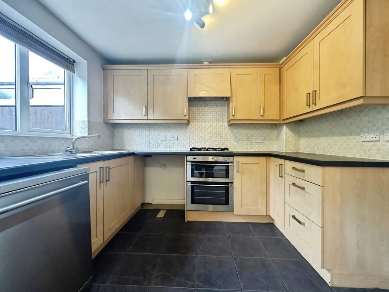 Queen Victoria Drive, Swadlincote, photo 6