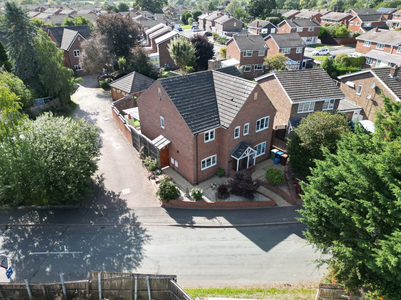 4 bed house for sale, Audmore Court, Gnosall, ST20