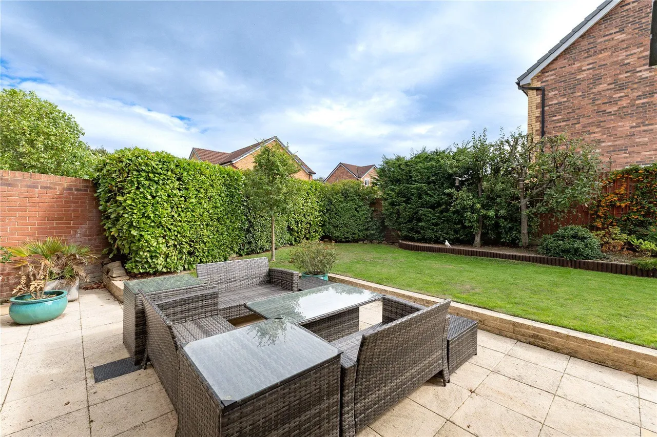 Skye View, Rothwell, LS26, photo 16