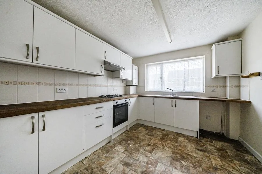 Wellington Close, Newbury, RG14, photo 4