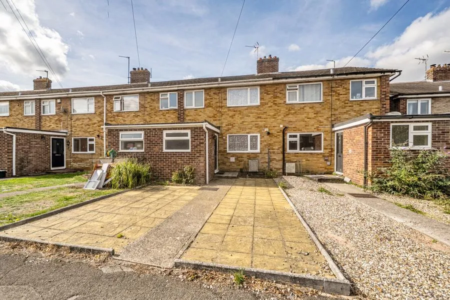 Wellington Close, Newbury, RG14, photo 17