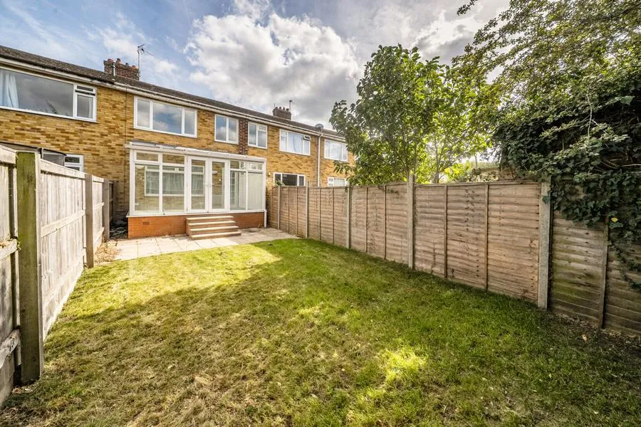 Wellington Close, Newbury, RG14, photo 18