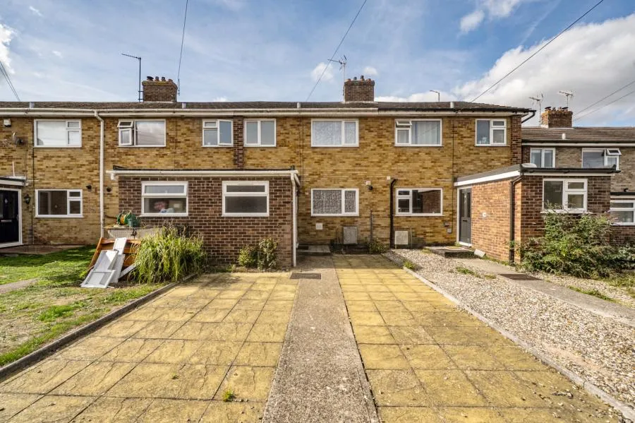 Wellington Close, Newbury, RG14, photo 20