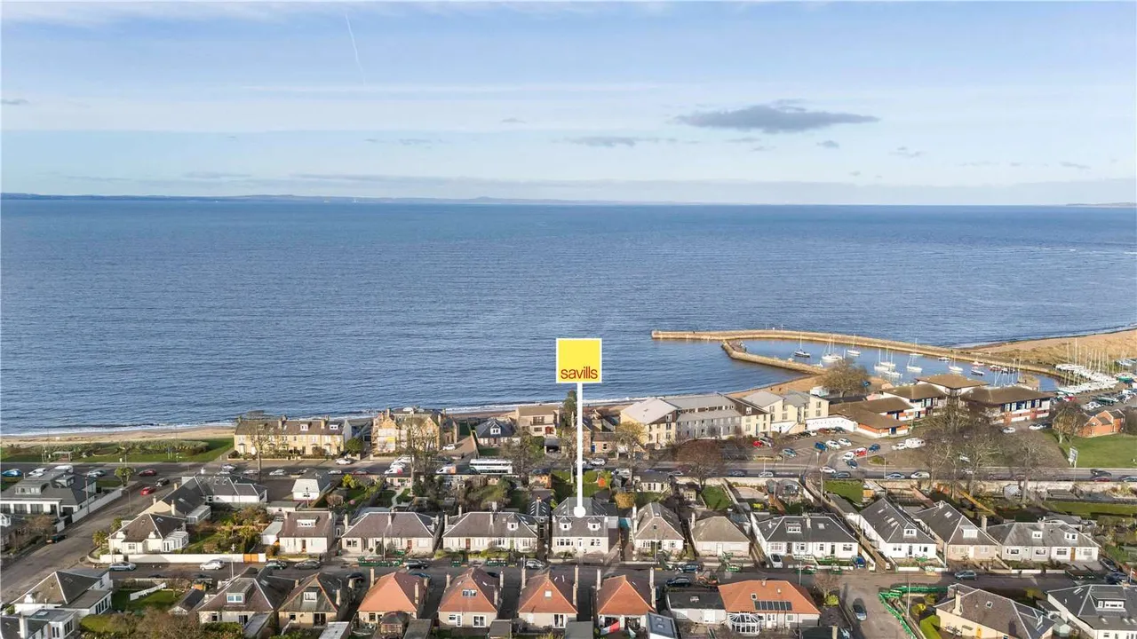 5 bed house for sale — Maitland Avenue, Musselburgh, East Lothian, EH21 6DZ