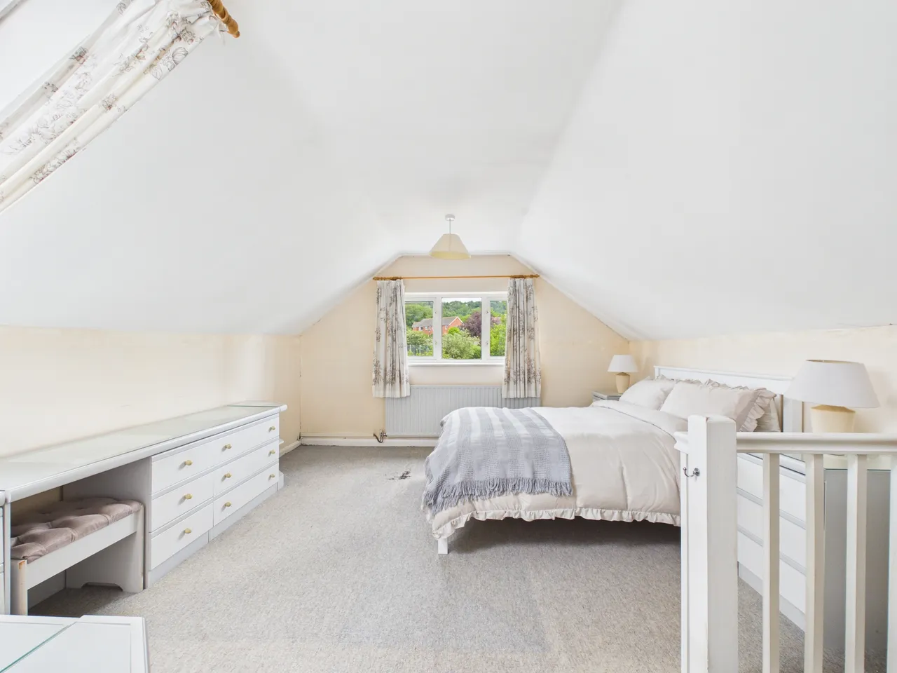 Innisfall Church Road, Churchdown, Gloucester, GL3 2ER, photo 14