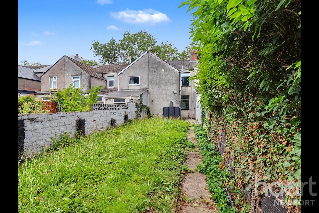 Llantarnam Road, Cwmbran, NP44, photo 17