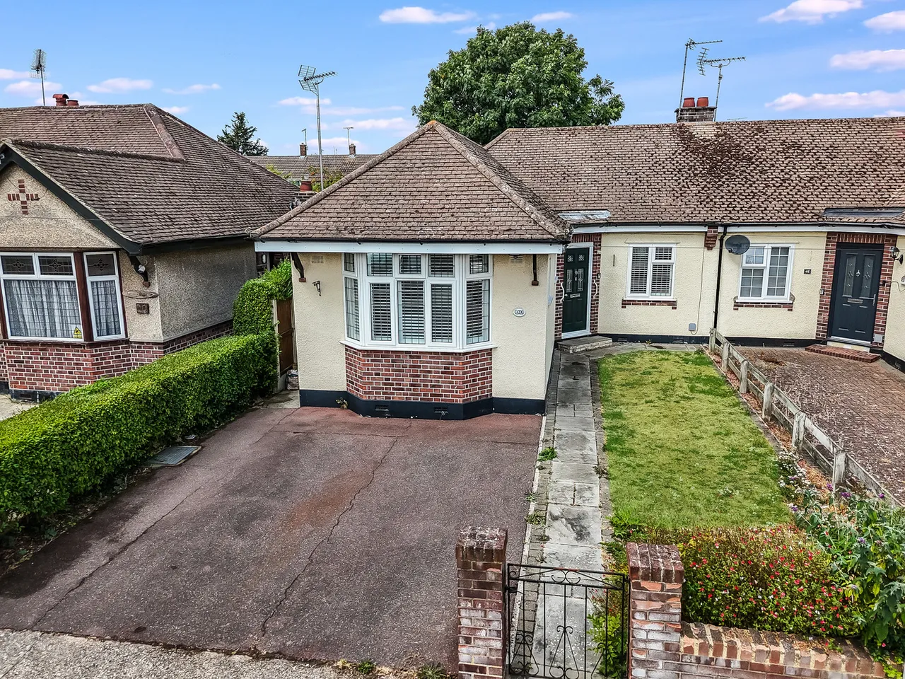 2 bed house for sale — 48 Nalla Gardens, Broomfield, Chelmsford, Essex, CM1 4AX