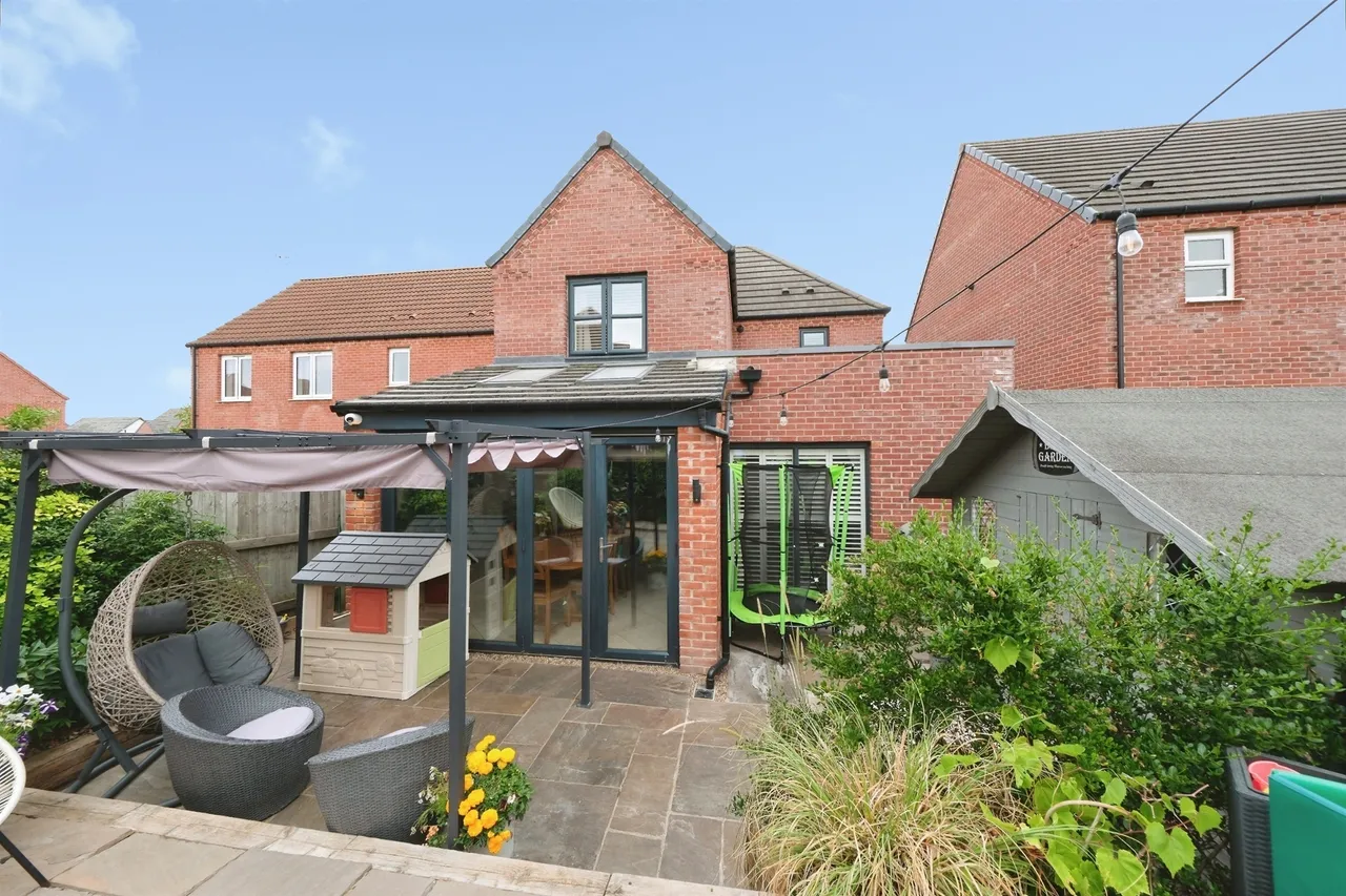 Wheatsheaf Way, Clowne, S43, photo 18