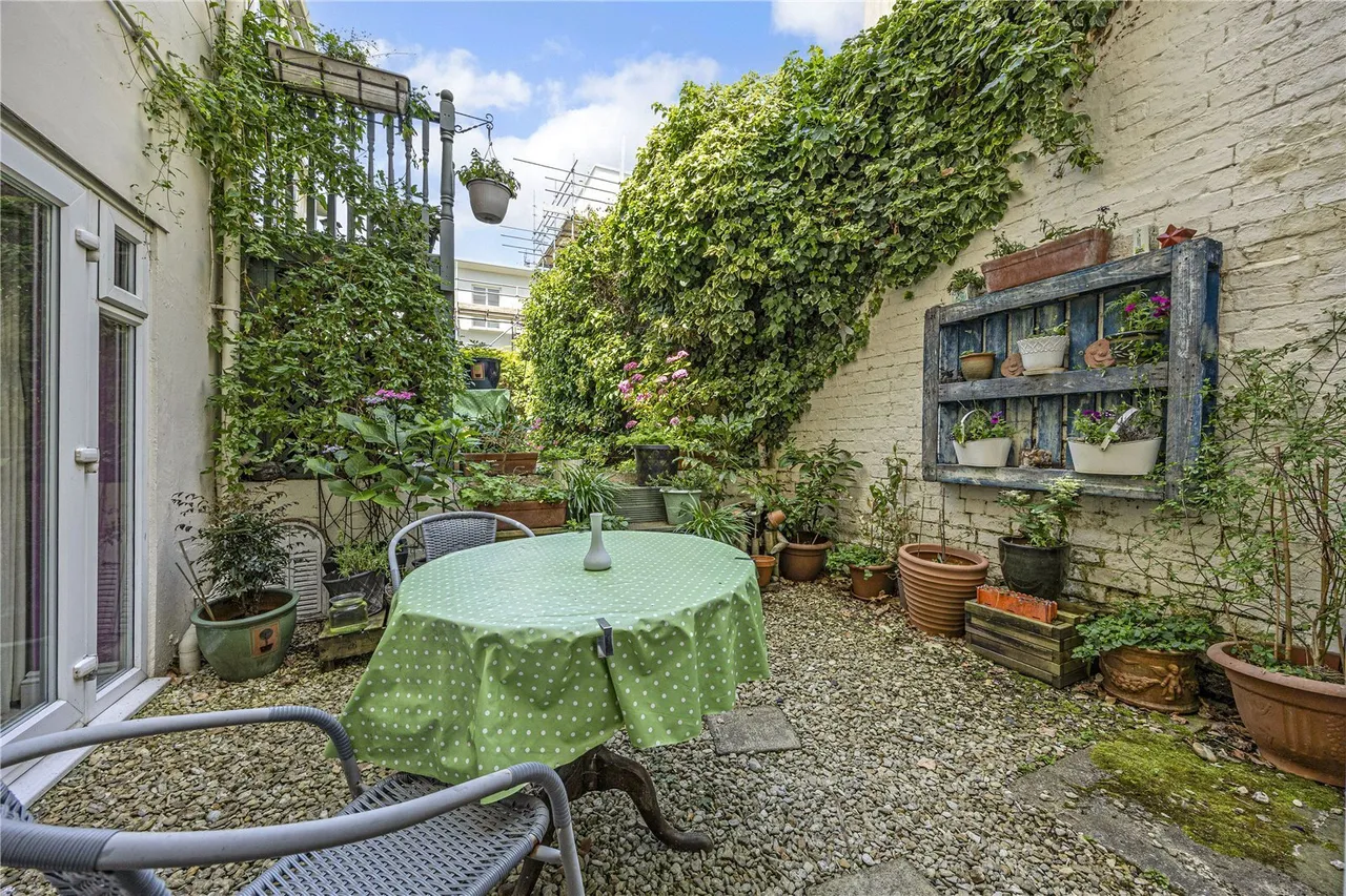 Bath Road, Cheltenham, GL53, photo 5